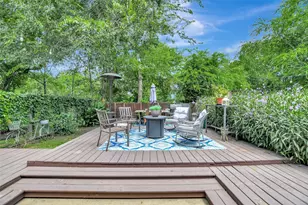 202 W Limit St, Madisonville, TX 77864 - Photo 24