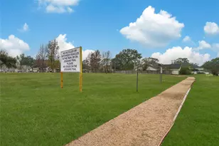 7709 Inwood Grv Ln, Houston, TX 77088 - Photo 36