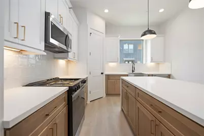 7803 Amelia Road #B, Houston, TX 77055 - Photo 10