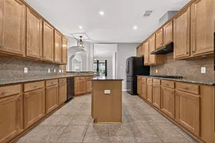 405 Wickford Ct, League City, TX 77573 - Photo 26