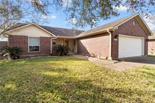 11719 Santa Fe Tr, Santa Fe, TX 77510 - Photo 2