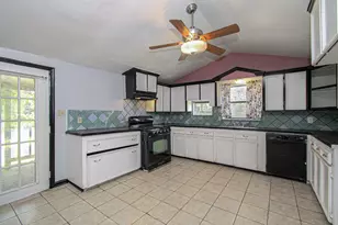 20496 McGager Dr, New Caney, TX 77357 - Photo 22