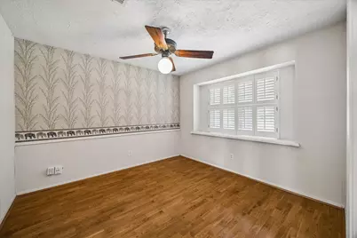 5627 Bough Court, Houston, TX 77092 - Photo 14