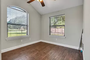 1010 Kilgore Rd, Baytown, TX 77520 - Photo 8