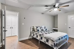 1010 Kilgore Rd, Baytown, TX 77520 - Photo 14