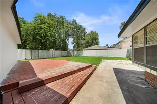 13715 Whichurch Way, Houston, TX 77015 - Photo 28