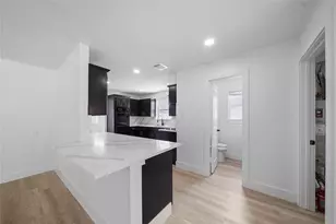 13715 Whichurch Way, Houston, TX 77015 - Photo 10