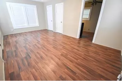 210 College St, Orange, TX 77630 - Photo 4