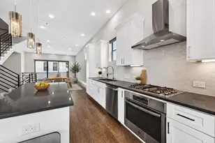 5707 Larkin St, Houston, TX 77007 - Photo 2