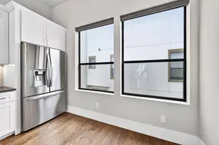 5707 Larkin St, Houston, TX 77007 - Photo 16