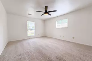 6910 Vialinda Dr, Houston, TX 77083 - Photo 4