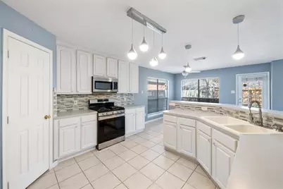 8738 Willancy Lane, Houston, TX 77095 - Photo 16