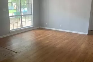 5818 Westover St, Houston, TX 77033 - Photo 6