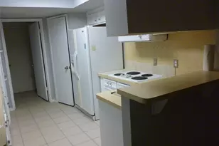 2822 Mesquite Dr, Sugar Land, TX 77479 - Photo 6