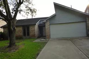 2822 Mesquite Dr, Sugar Land, TX 77479 - Photo 1