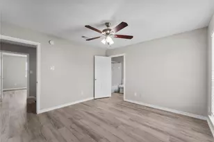 [Address not provided], Dickinson, TX 77539 - Photo 12