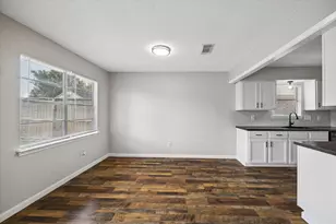 8326 Swan Meadow Ln, Humble, TX 77338 - Photo 2