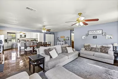 3201 Avenue F, Dickinson, TX 77539 - Photo 6