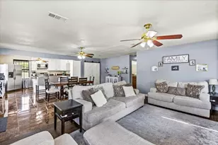 3201 Avenue F, Dickinson, TX 77539 - Photo 6