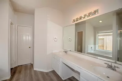 876 Schooner Cove Lane, League City, TX 77573 - Photo 20