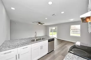 4114 Fairgreen Ln, Houston, TX 77047 - Photo 20