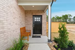 17102 King Eider Rd, Waller, TX 77484 - Photo 2