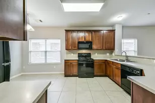 1219 Colonial Manor Dr, Katy, TX 77493 - Photo 10