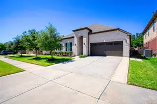 13235 Westmont Heights Ln, Houston, TX 77044 - Photo 2