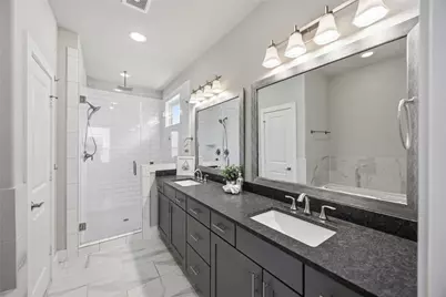 420 W 28th Street #B, Houston, TX 77008 - Photo 16