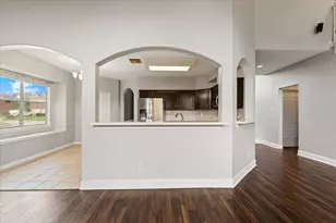 11919 Helene Ct, Pinehurst, TX 77362 - Photo 8