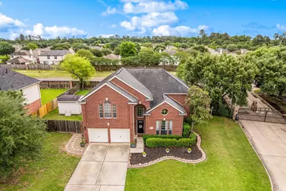 11919 Helene Court, Pinehurst, TX 77362 - Photo 2