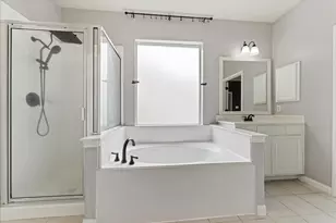 11919 Helene Ct, Pinehurst, TX 77362 - Photo 12