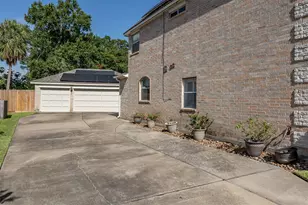 4107 Avalon Ln, Baytown, TX 77521 - Photo 32