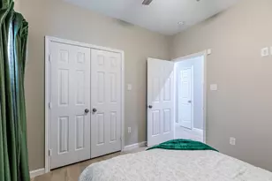 4661 Clover St, Houston, TX 77051 - Photo 12