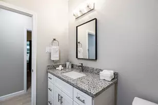 4661 Clover St, Houston, TX 77051 - Photo 14