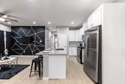 4661 Clover Street #A, Houston, TX 77051 - Photo 6