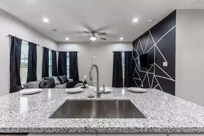 4661 Clover Street #A, Houston, TX 77051 - Photo 8