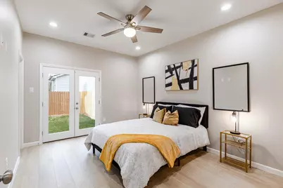 4661 Clover Street #A, Houston, TX 77051 - Photo 18