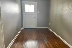 3813 Wentworth St, Houston, TX 77004 - Photo 2