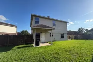 10015 Lynette Falls Dr, Houston, TX 77095 - Photo 6