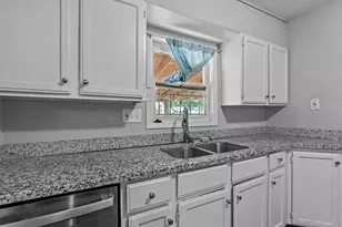 5103 New Orleans St, Houston, TX 77020 - Photo 16