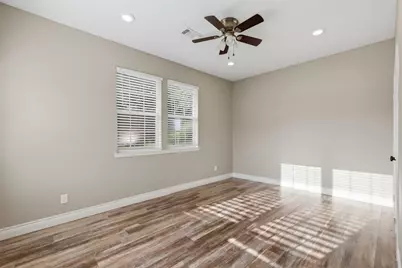 1306 S Austin, Brenham, TX 77833 - Photo 10