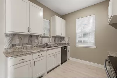 1306 S Austin, Brenham, TX 77833 - Photo 4