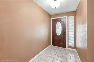 1235 Summer Park Ln, Katy, TX 77450 - Photo 2