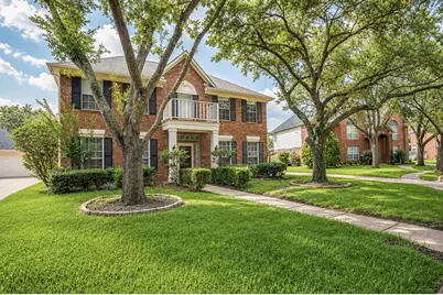 2010 Claire Court, Sugar Land, TX 77478 - Photo 2