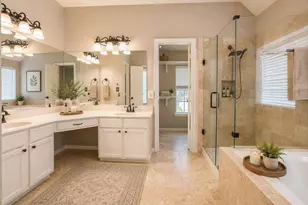 2010 Claire Ct, Sugar Land, TX 77478 - Photo 22