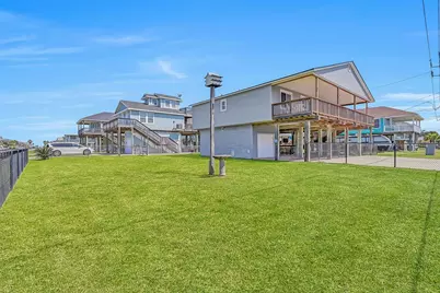 21600 Zachary Drive, Galveston, TX 77554 - Photo 36
