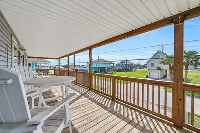 21600 Zachary Drive, Galveston, TX 77554 - Photo 2