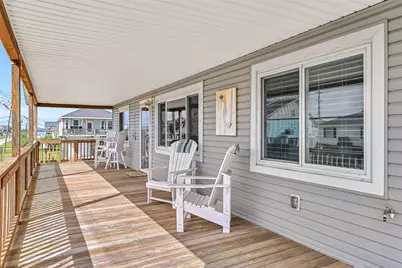 21600 Zachary Drive, Galveston, TX 77554 - Photo 4