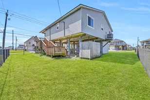 21600 Zachary Dr, Galveston, TX 77554 - Photo 34